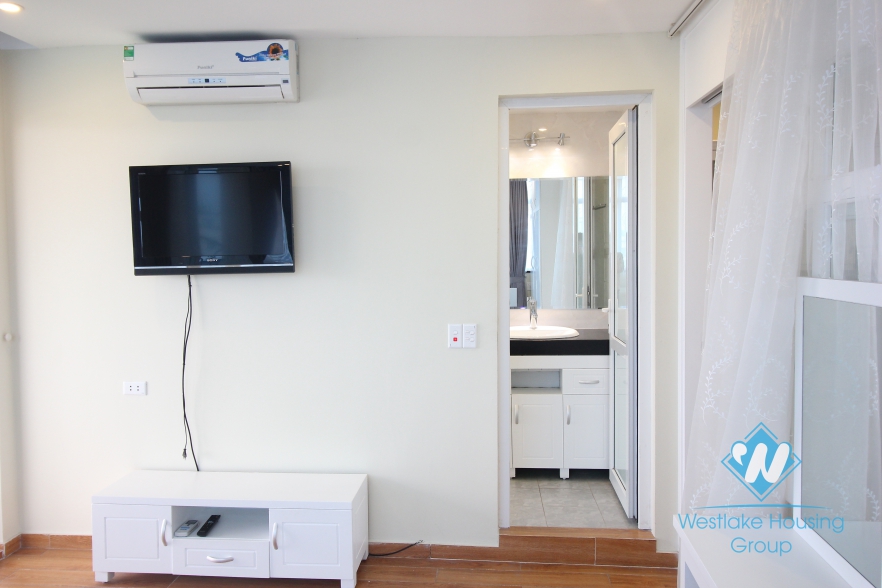 Nice view and bright apartment for rent in Yen Phu, Tay Ho, Ha Noi
